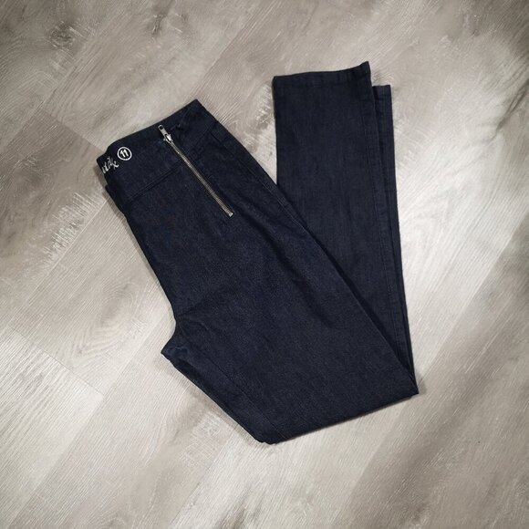 Liquid X Ladies Size 11 Dark wash Straight Slimmer Leg Blue Jeans - Picture 8 of 11